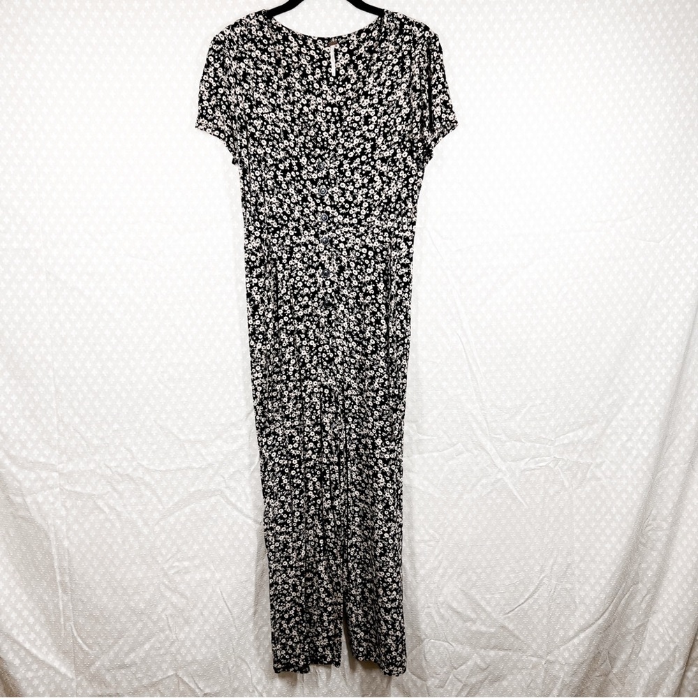 Free‎ People Black White Floral Tie Waist Button Jumpsuit